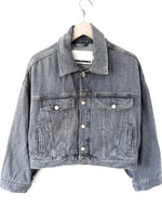 Lade das Bild in den Galerie-Viewer, *Armedangels* Jeansjacke Cropped Grau Denim (S-L)
