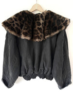 Lade das Bild in den Galerie-Viewer, *Seide* RARE Otto Kern Blouson 80s Fake Fur Leo (L-XL)
