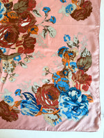 Lade das Bild in den Galerie-Viewer, *Seide* Tuch 80s Altrosa Rosen Print
