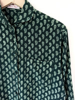 Lade das Bild in den Galerie-Viewer, *Aigner* Bluse Seide Paisley Dunkelgrün Mint (M)
