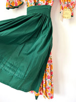 Lade das Bild in den Galerie-Viewer, *Wiesn Kollektion* Dirndl Kleid Blumen Print Neu (L)

