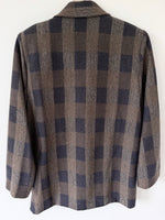Lade das Bild in den Galerie-Viewer, *Wolle* Blazer Zweireiher 80s Karo (XL)
