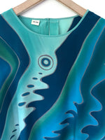 Lade das Bild in den Galerie-Viewer, *Seide* Bluse Handprinted Maritim Blau (XL)
