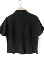Lade das Bild in den Galerie-Viewer, *Leinen* Bluse Cropped Premium Basic Schwarz (M)
