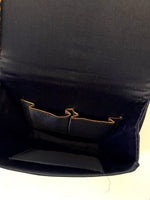 Lade das Bild in den Galerie-Viewer, Samttasche 70s Bohemian Stick Perlen
