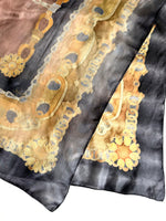 Lade das Bild in den Galerie-Viewer, *Seide* Tuch Handpainted Horsebit Print

