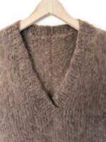 Lade das Bild in den Galerie-Viewer, *Mohair Wolle* Pullunder Handmade Braun (L-XL)
