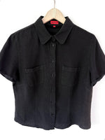 Lade das Bild in den Galerie-Viewer, *Leinen* Bluse Cropped Premium Basic Schwarz (M)
