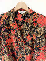 Lade das Bild in den Galerie-Viewer, *Seide* Bluse Cropped Blumen Print Khaki (XL)
