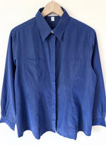 Lade das Bild in den Galerie-Viewer, *Seide* Bluse Premium Basic Blau Perlmutt (L)
