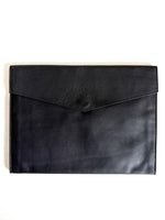 Lade das Bild in den Galerie-Viewer, *Goldpfeil* RARE Tablet Tasche Clutch
