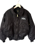 Lade das Bild in den Galerie-Viewer, *Alpha Industries* Bomberjacke 90s Schwarz (L)
