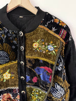 Lade das Bild in den Galerie-Viewer, Samt Bomberjacke Bohemian Stick (M-L)
