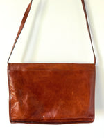 Lade das Bild in den Galerie-Viewer, Leder Schultertasche 80s Cognac
