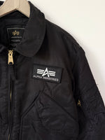 Lade das Bild in den Galerie-Viewer, *Alpha Industries* Bomberjacke 90s Schwarz (L)
