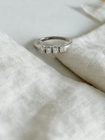 Lade das Bild in den Galerie-Viewer, *925 Sterling Silber* Vintage Ring Kristall (51/11)

