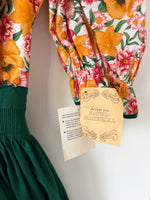 Lade das Bild in den Galerie-Viewer, *Wiesn Kollektion* Dirndl Kleid Blumen Print Neu (L)
