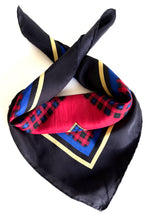 Lade das Bild in den Galerie-Viewer, *Seide* Tuch 80s Blockstreifen Tartan
