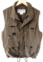 Lade das Bild in den Galerie-Viewer, *Columbia* Angler Weste Outdoor Khaki (M-L)
