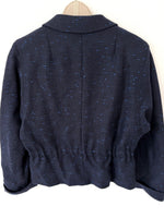 Lade das Bild in den Galerie-Viewer, *Wolle* Cropped Blazer 80s Zweireiher Marine (L)
