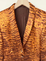 Lade das Bild in den Galerie-Viewer, *Escada* RARE Blazer Seide Animal Tiger Print (M)
