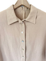 Lade das Bild in den Galerie-Viewer, *Leinen* Bluse Premium Basic Beige (L-XL)
