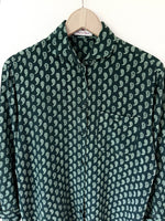Lade das Bild in den Galerie-Viewer, *Aigner* Bluse Seide Paisley Dunkelgrün Mint (M)

