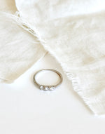 Lade das Bild in den Galerie-Viewer, *925 Sterling Silber* Vintage Ring Kristall Small Trio (56/16)
