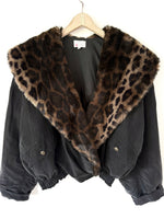 Lade das Bild in den Galerie-Viewer, *Seide* RARE Otto Kern Blouson 80s Fake Fur Leo (L-XL)
