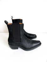 Lade das Bild in den Galerie-Viewer, *Copenhagen Studios* Cowboy Boots CPH236 Leder (39)
