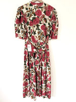Lade das Bild in den Galerie-Viewer, *Wiesn Kollektion* Kleid Folklore Leinen Rosen (M)
