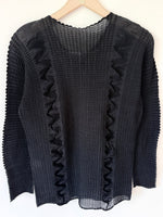 Lade das Bild in den Galerie-Viewer, *Issey Miyake* Cardigan Bluse Wave (L)
