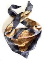 Lade das Bild in den Galerie-Viewer, *Seide* Tuch Handpainted Horsebit Print
