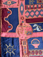 Lade das Bild in den Galerie-Viewer, *Seide* Tuch Handpainted Orient Altrosa
