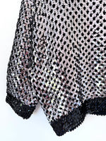 Lade das Bild in den Galerie-Viewer, Cropped Pullover 80s Pailletten Silber (L)

