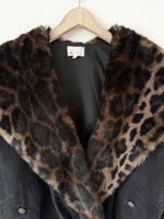 Lade das Bild in den Galerie-Viewer, *Seide* RARE Otto Kern Blouson 80s Fake Fur Leo (L-XL)
