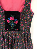 Lade das Bild in den Galerie-Viewer, *Wiesn Kollektion* Dirndl Kleid Blumen Stick (S-M)
