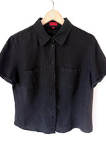 Lade das Bild in den Galerie-Viewer, *Leinen* Bluse Cropped Premium Basic Schwarz (M)
