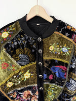 Lade das Bild in den Galerie-Viewer, Samt Bomberjacke Bohemian Stick (M-L)

