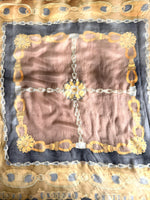 Lade das Bild in den Galerie-Viewer, *Seide* Tuch Handpainted Horsebit Print

