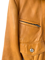 Lade das Bild in den Galerie-Viewer, Lederjacke 80s Cognac Muschel (S-M)
