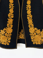 Lade das Bild in den Galerie-Viewer, RARE 70s Weste Handmade Ungarische Stickerei (S-M)
