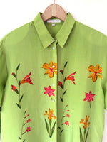 Lade das Bild in den Galerie-Viewer, *Kupferseide* Bluse 80s Blumen Lindgrün (XL)

