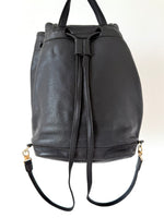 Lade das Bild in den Galerie-Viewer, *Longchamp* Rucksack Leder Schwarz
