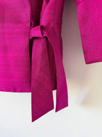 Lade das Bild in den Galerie-Viewer, *Wildseide* Wickelblazer Cropped Pink (L)
