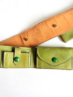 Lade das Bild in den Galerie-Viewer, Ledergürtel mit Taschen 70s Olivegrün (70-85)
