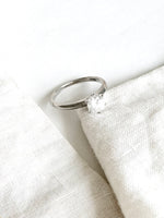Lade das Bild in den Galerie-Viewer, *925 Sterling Silber* Vintage Ring Diamond Rund (56/16)

