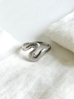 Lade das Bild in den Galerie-Viewer, *925 Sterling Silber* Vintage Ring Wave (54/14)
