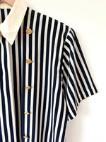 Lade das Bild in den Galerie-Viewer, Bluse Marine 80s Blockstreifen Print (M-L)
