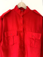 Lade das Bild in den Galerie-Viewer, *Seide* Bluse Premium Basic Rot Army (M-L)

